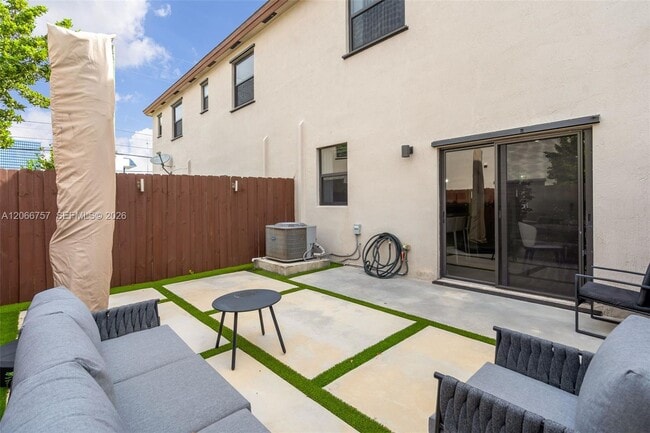 Building Photo - 21444 2nd Path