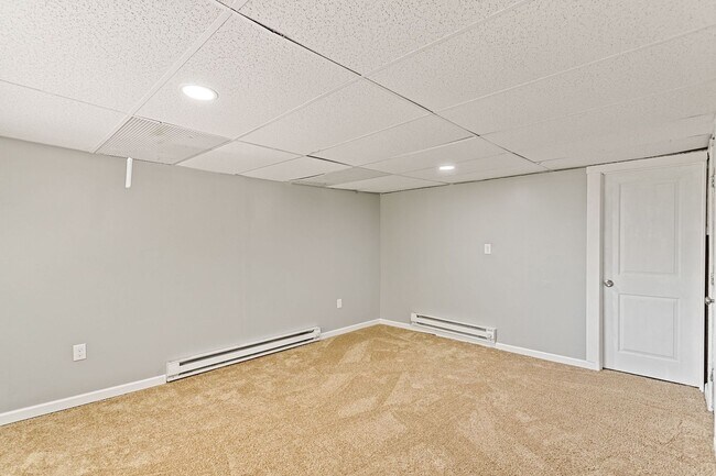 Building Photo - 147 Amabell St