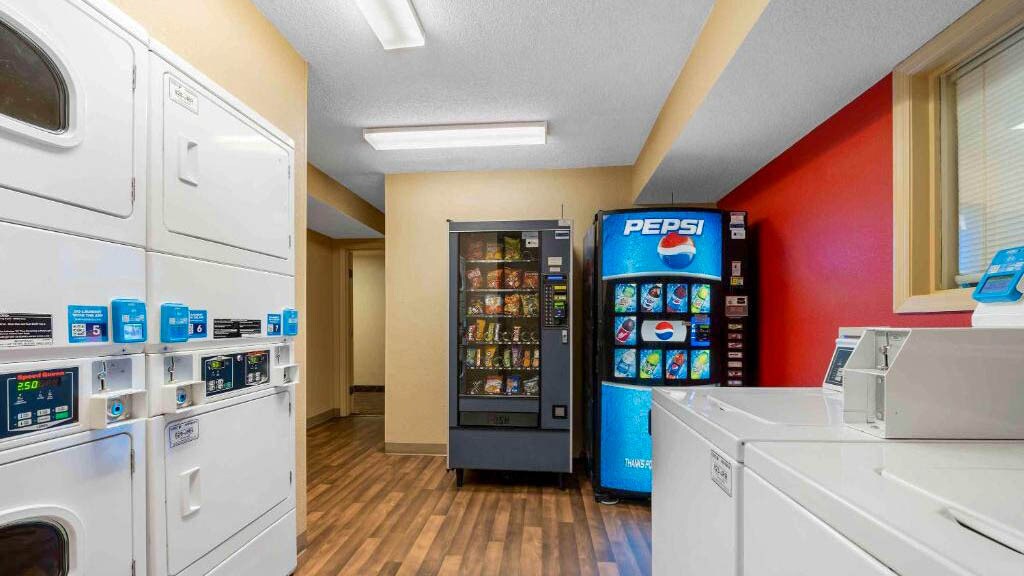 Building Photo - 9651 Seward Rd