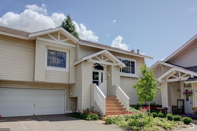 Building Photo - 6936 Lake Terrace E