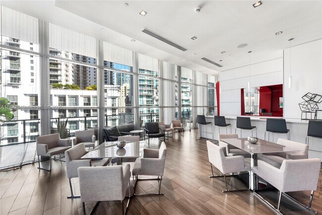 Building Photo - 1100 S Miami Ave