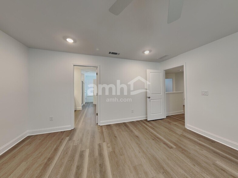 Building Photo - 511 Hickory Pointe Rd