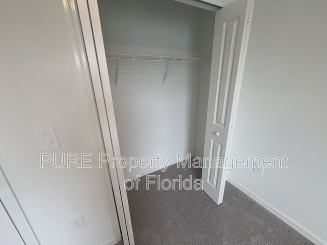 Building Photo - 1304 NW 48th Terrace