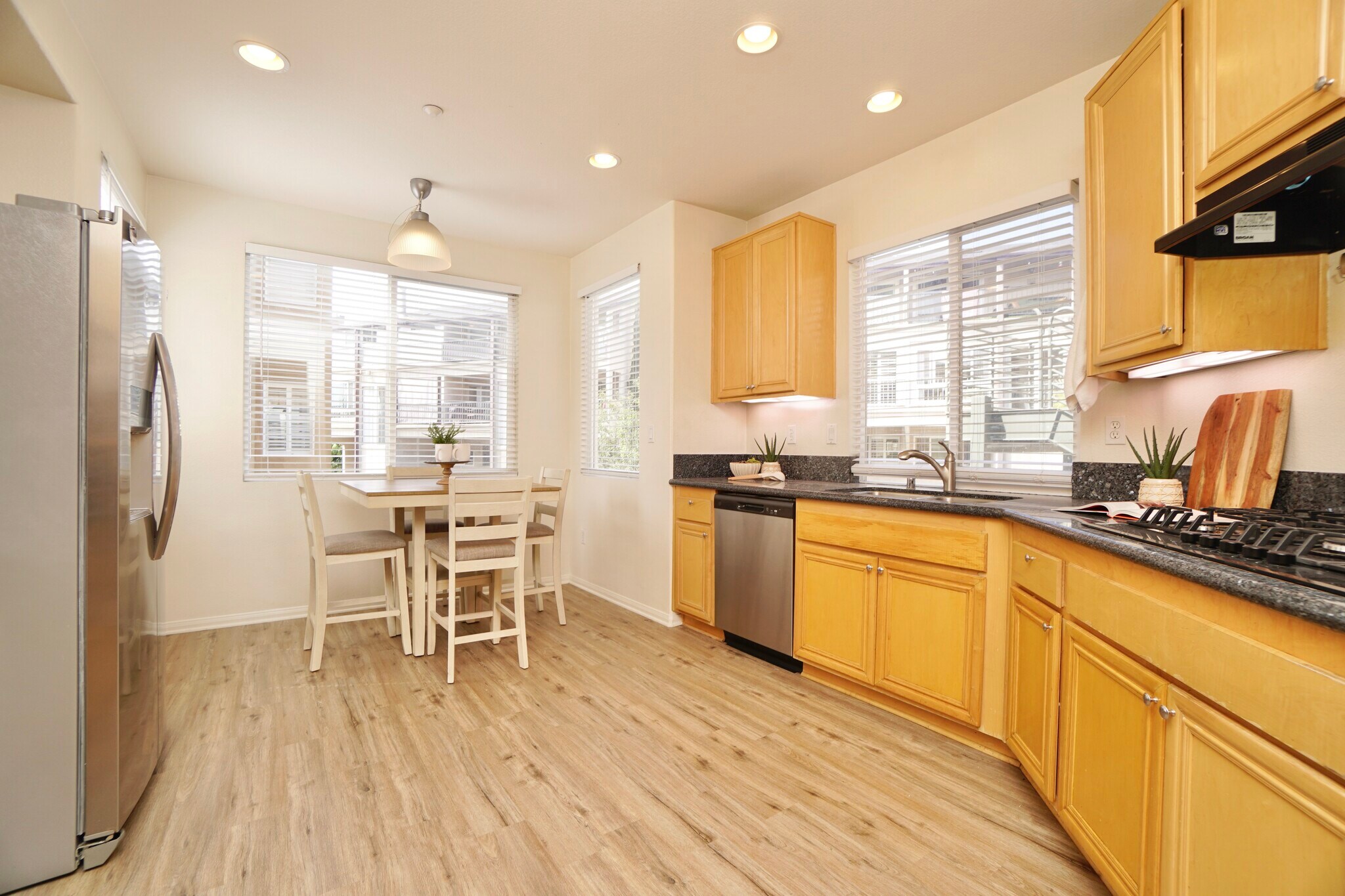 Building Photo - 817 Kalpati Cir