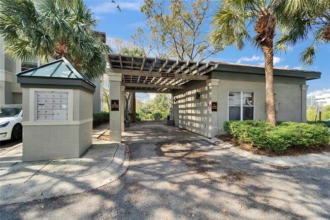 Building Photo - 705 Mainsail Dr