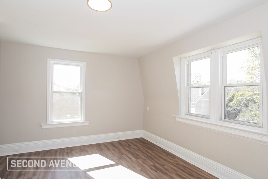 Building Photo - 3620 Dawson Ave