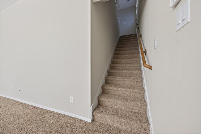 Building Photo - 4930 Ginger Bluff Trail