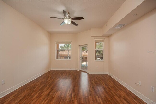 Building Photo - 5591 Cannes Cir