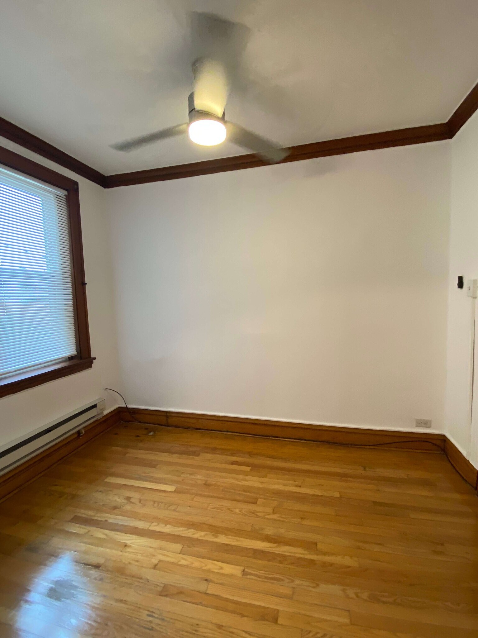 Building Photo - 3077 N Davlin Ct