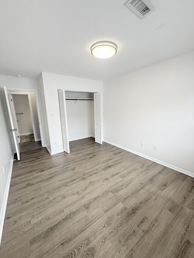 Building Photo - 1301 Turkey Ridge Rd