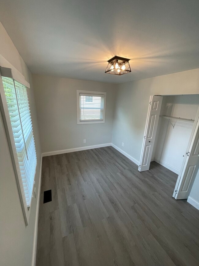 Building Photo - 241 Madison Ave