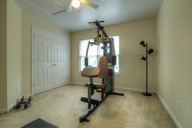Building Photo - Large 3 Bedroom Home in Glen Allen! ***Available Mid July 2026***