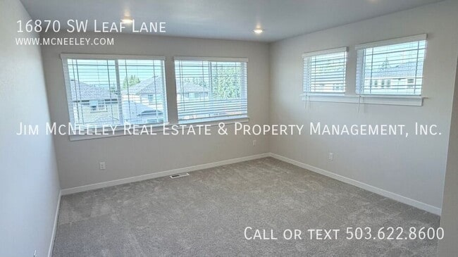 Building Photo - 16870 SW Leaf Ln