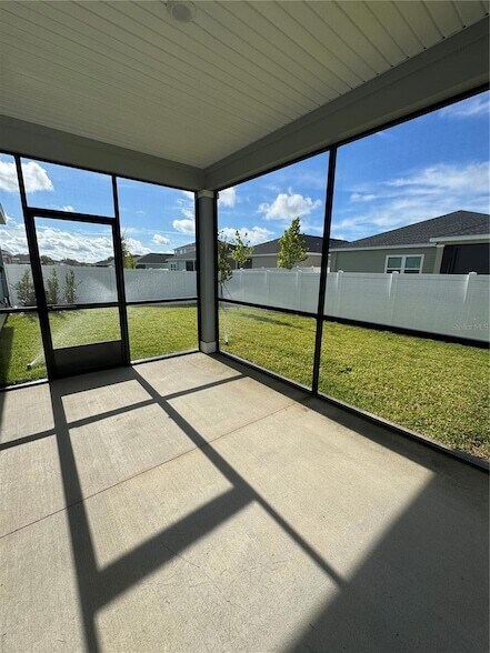 Building Photo - 6582 SW 89th Loop