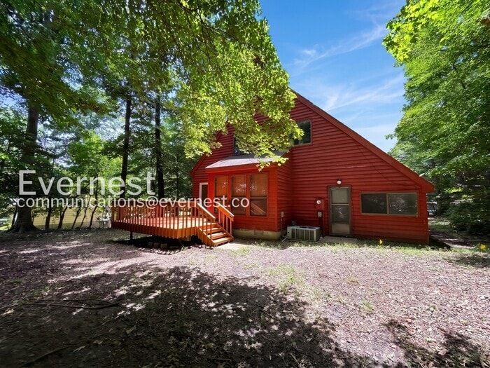 Building Photo - 128 Sharps Rd