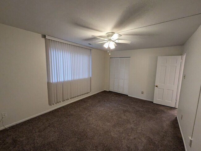 Building Photo - 8030 Ditman St