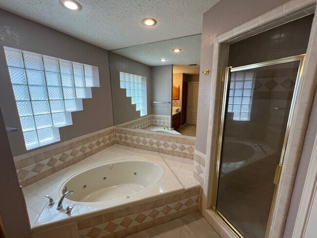 Building Photo - Winfield Subdivision