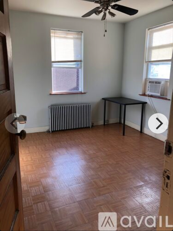 Primary Photo - 722 League St