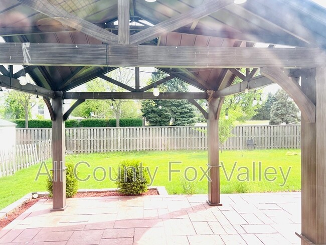 Building Photo - 2080 Mark Cir