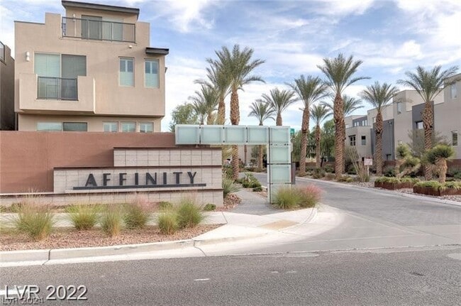 Primary Photo - 11277 Vision Peak Ave