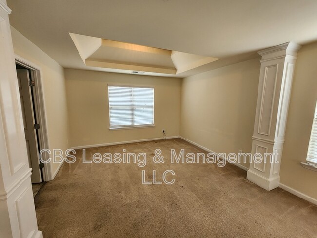 Building Photo - 25 Avery Dr