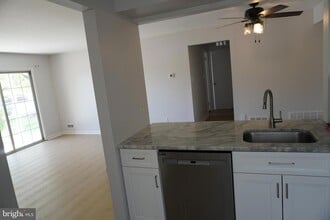 Building Photo - 1907A Ralston Dr