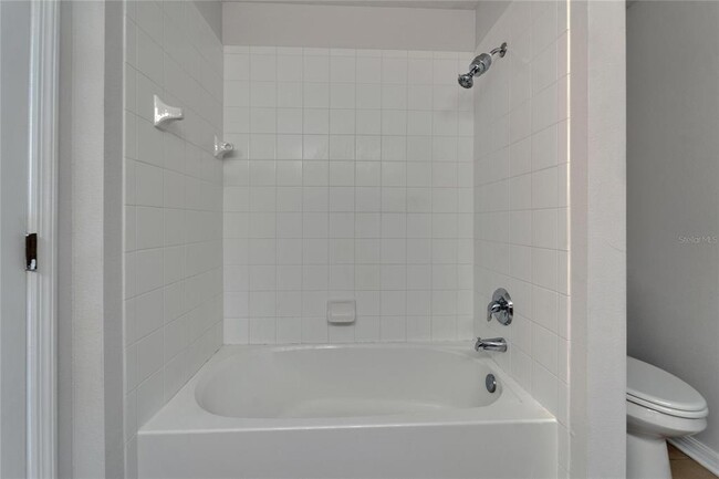 Building Photo - 8818 Red Beechwood Ct
