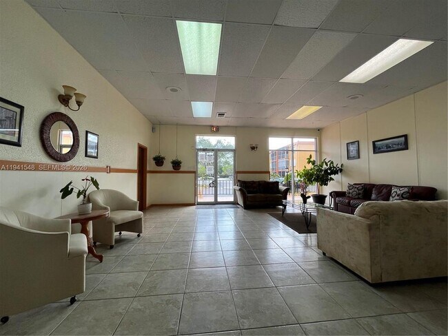 Building Photo - 4314 NW 9th Ave