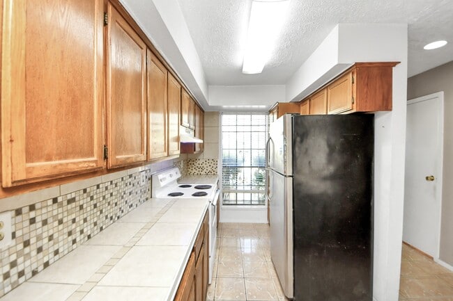 Building Photo - 12667 Windsor Village Dr