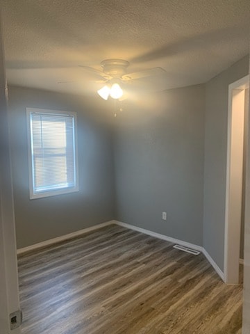 Building Photo - 470 Fieldcrest Dr