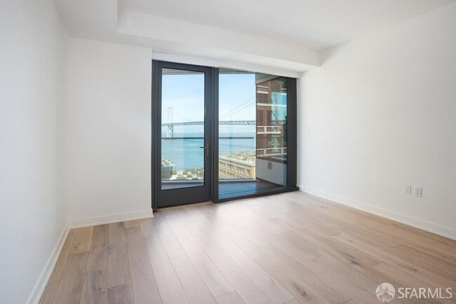 Building Photo - 280 Spear St