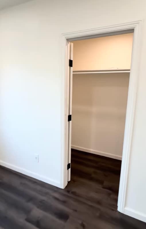 Building Photo - 367 Chaparral St