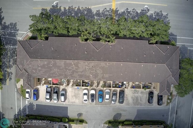Building Photo - 619 SW 147th Ave