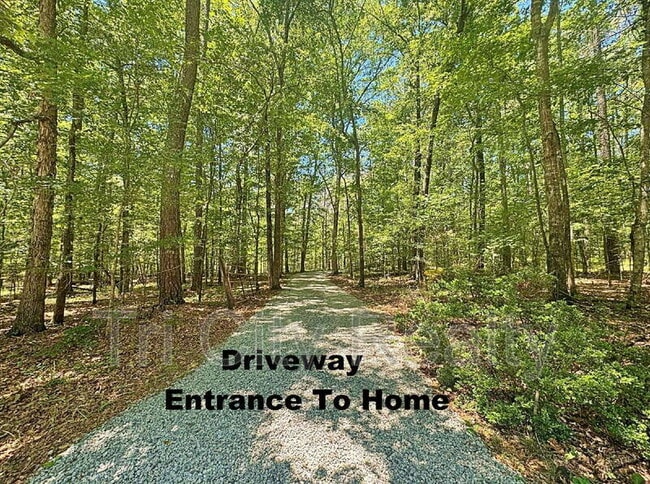 Building Photo - 175 Ridgeway Ct