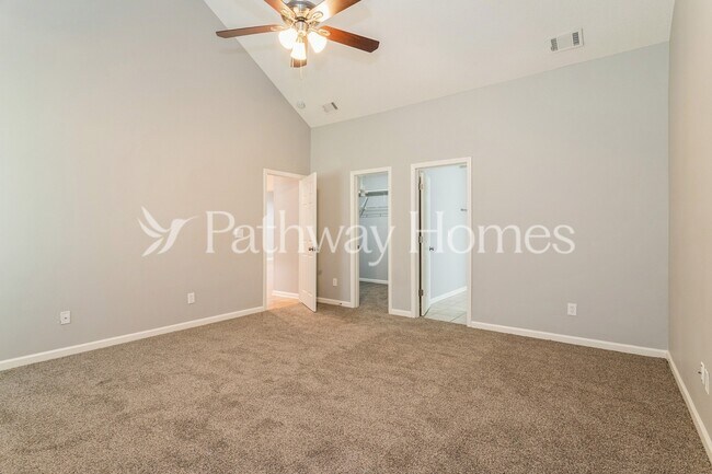 Building Photo - 4501 Holliday Rd