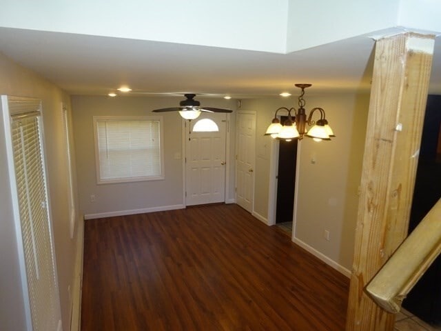 Building Photo - 17 Oakley Ave