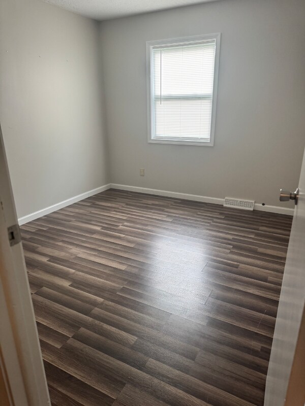 Building Photo - 5005 Harmont Ave NE