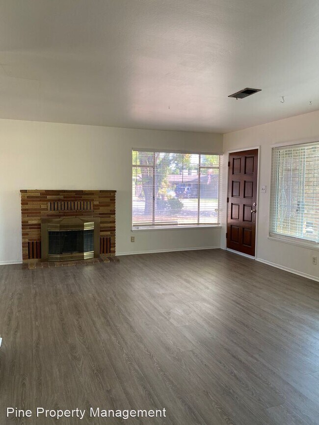 Building Photo - 3 br, 1 bath House - 2174 Paris Avenue