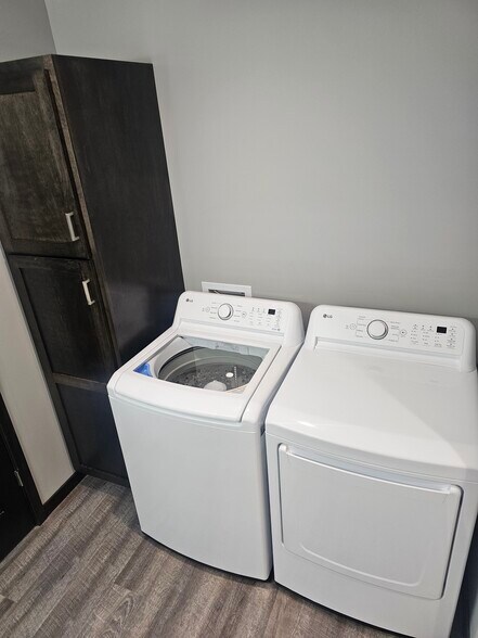 Building Photo - 1623 3rd St NW