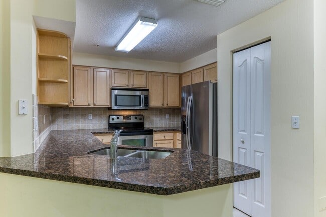 Building Photo - 125 Galicia Way