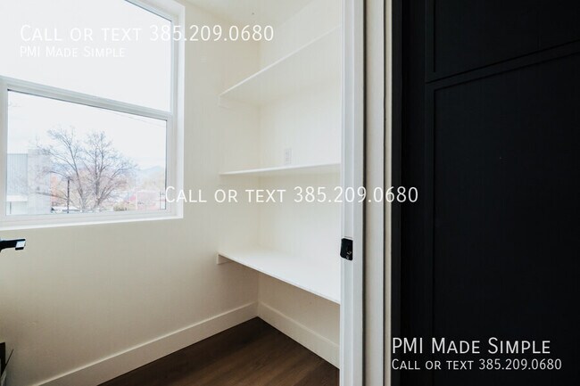 Building Photo - 1380 S 900 W