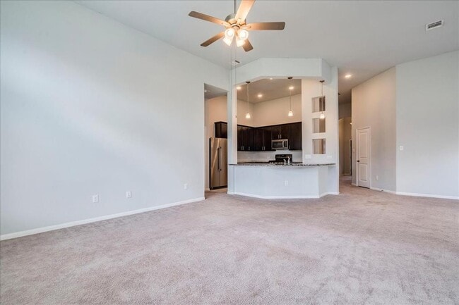 Building Photo - 275 Cherrystone Loop