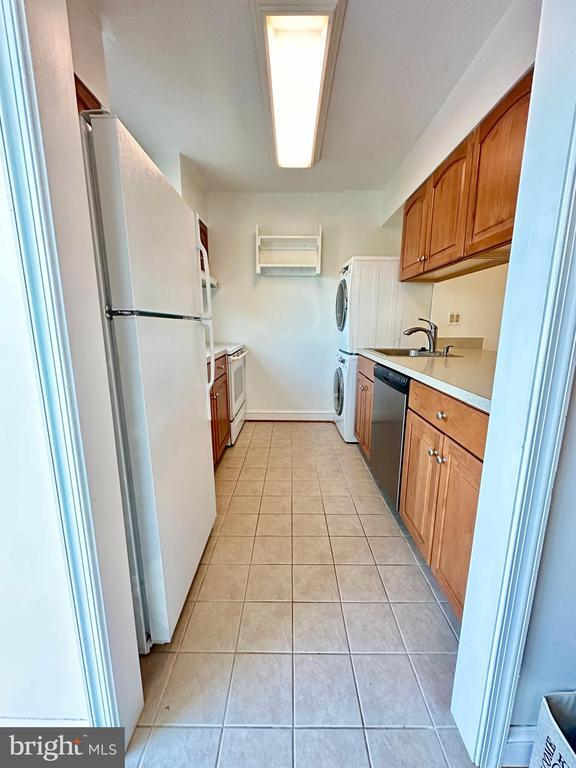 Building Photo - 14434 Cool Oak Ln