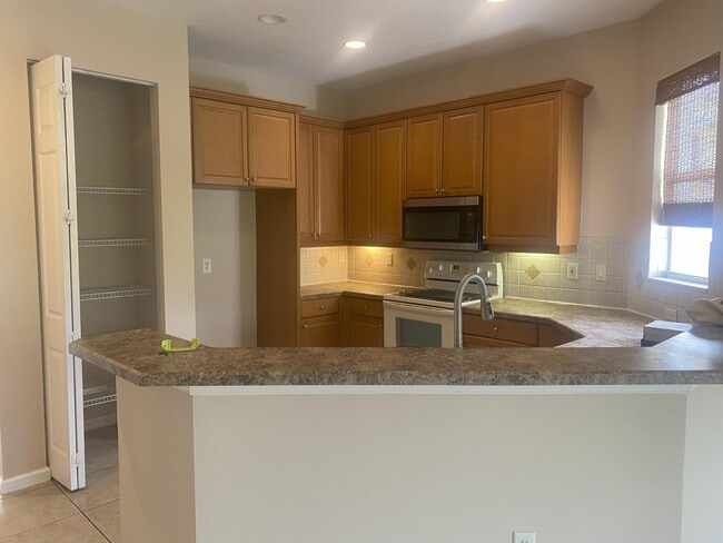 Building Photo - 906 Mariner Bay Blvd