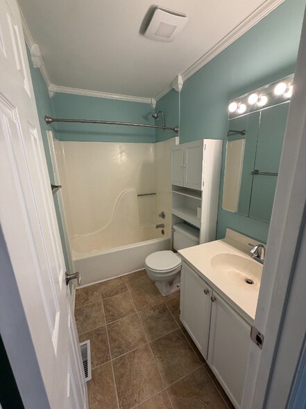 Building Photo - 114 Wythe Cir