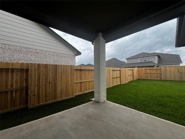 Building Photo - 10923 Cres Spg Dr