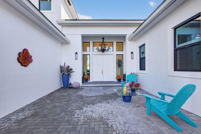 Building Photo - 11460 SW Pietra Wy