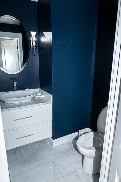 Building Photo - 30 Cate St