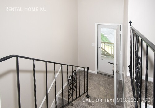 Building Photo - 16413 W 123rd St