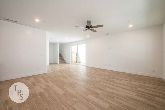 Building Photo - ‘Brambles’ Copper & Willow Home, 3BR/2.5BA, Built 2022 - With Solar!